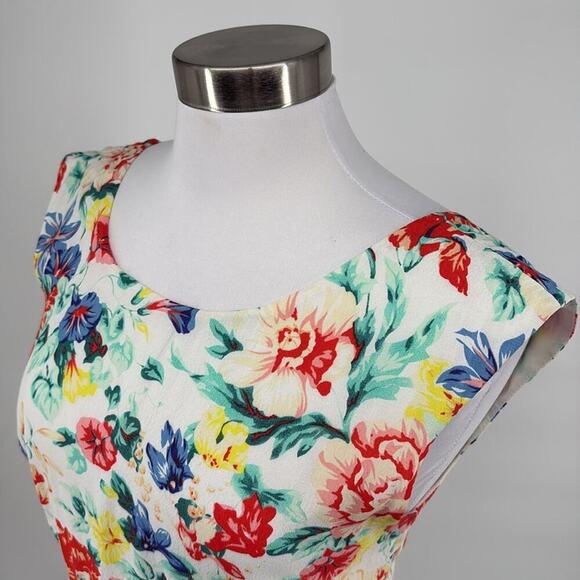 MinkPink Womens White Floral Fit Flare Summer Garden Party Dress Size M - Picture 3 of 13